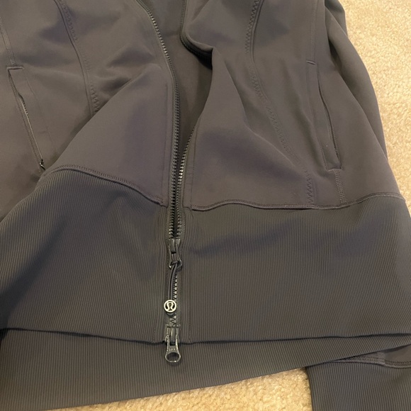 Lululemon Grey Jacket - Picture 5 of 9